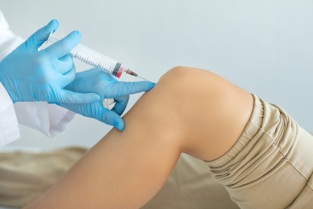 Injection of PRP into the knee